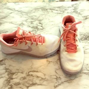 Nike Metcons women’s 8